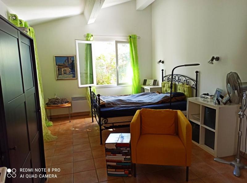 Propriété - 212 m² - 14 pièces