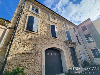 Maison traditionnelle - 252 m² - 10 pièces