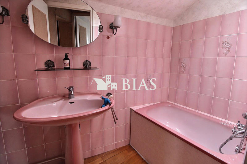 Maison - 96 m² - 5 pièces