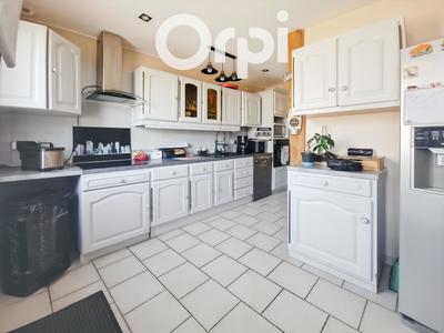 Maison - 102 m² - 4 pièces