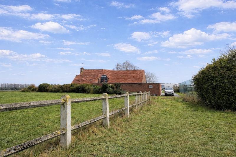 Appartement - 143 m² - 5 pièces