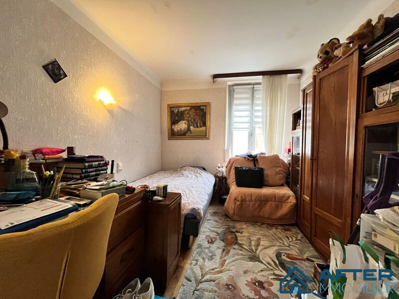 Maison - 140 m² - 8 pièces