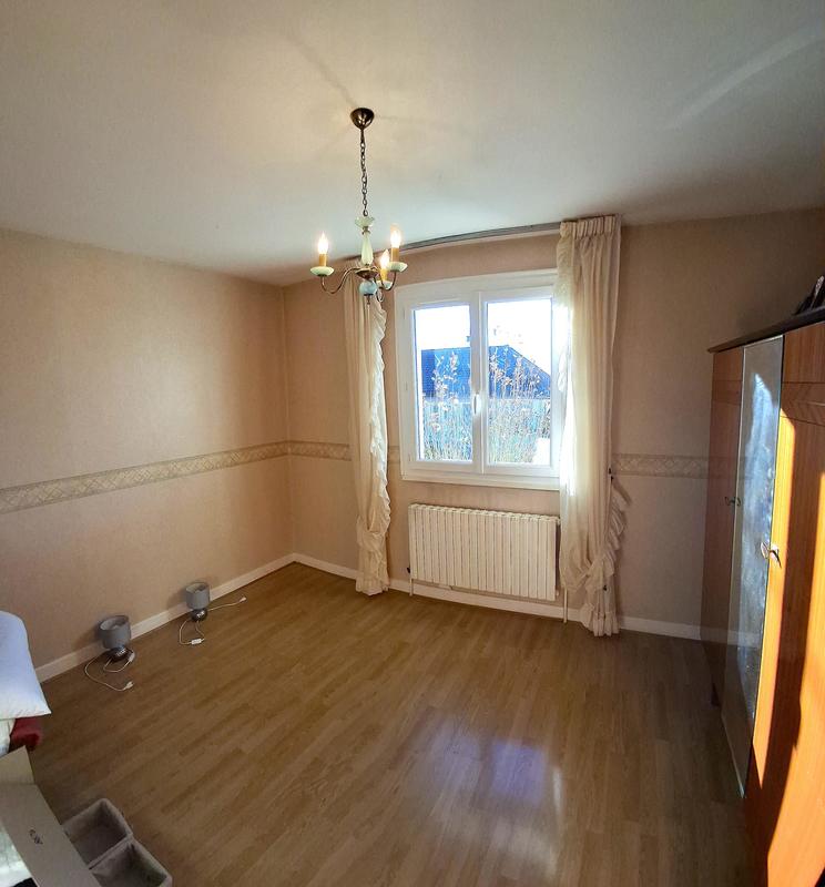 Maison - 85 m² - 3 pièces