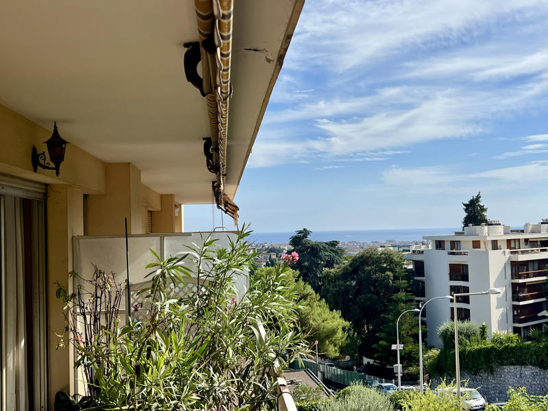 Appartement - 104 m² - 4 pièces