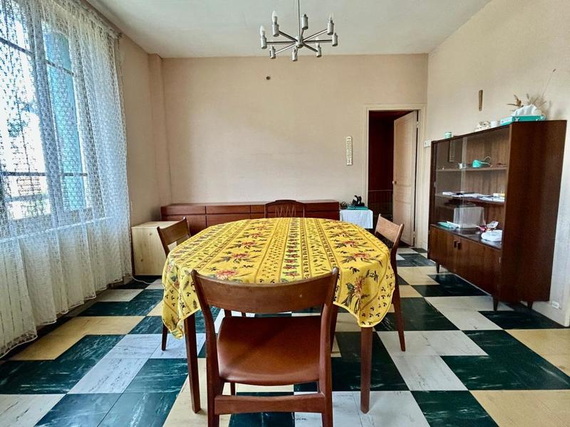 Maison - 152 m² - 7 pièces