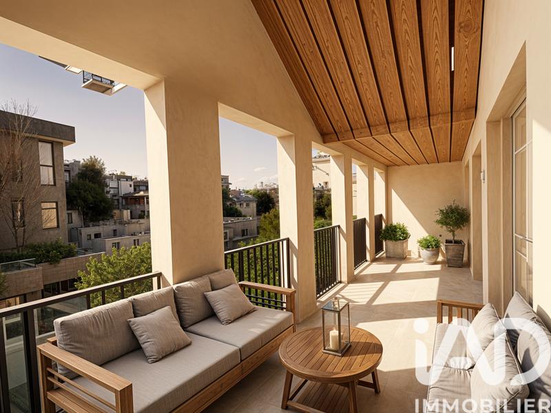 Appartement - 100 m² - 4 pièces