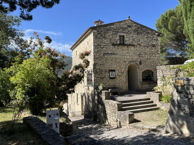 Maison - 450 m² - 10 pièces