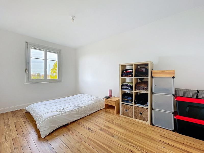 Appartement - 79 m² - 3 pièces