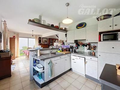 Maison - 130 m² - 7 pièces