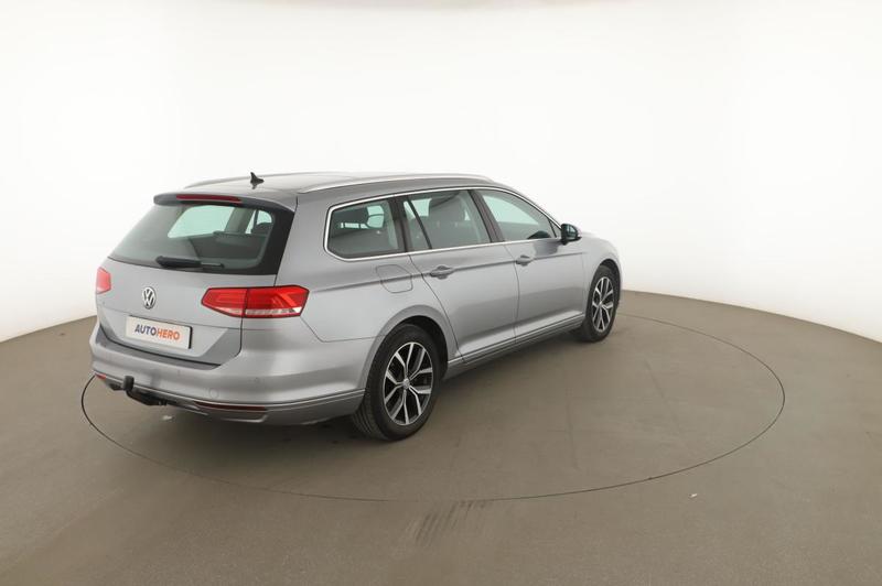 Volkswagen Passat Sw 1.4 Tsi Act BlueMotion Tech Connect Dsg7 150 ch