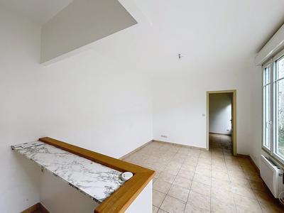 Immeuble - 210 m² - 11 pièces