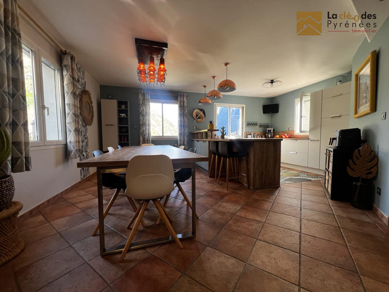 Maison - 127 m² - 5 pièces