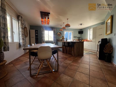 Maison - 127 m² - 5 pièces