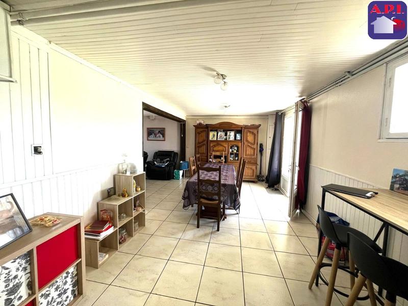 Maison - 151 m² - 6 pièces