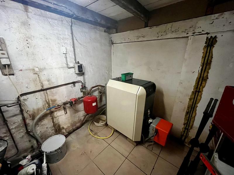 Maison - 200 m² - 6 pièces