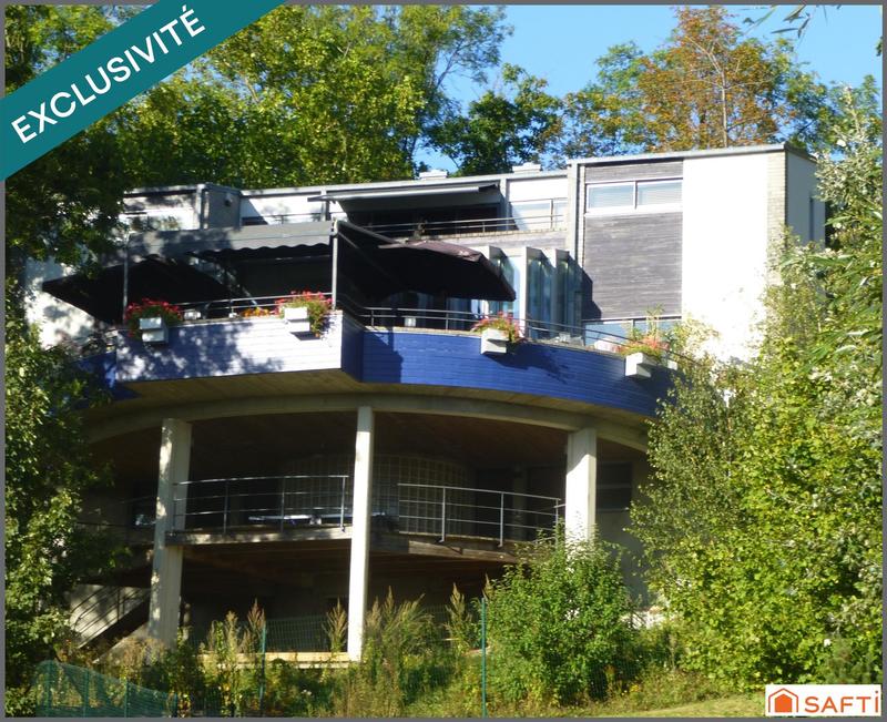 Maison - 464 m² - 14 pièces