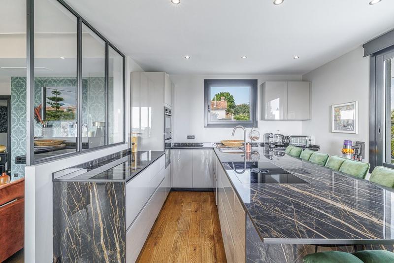 Villa - 142 m² - 5 pièces