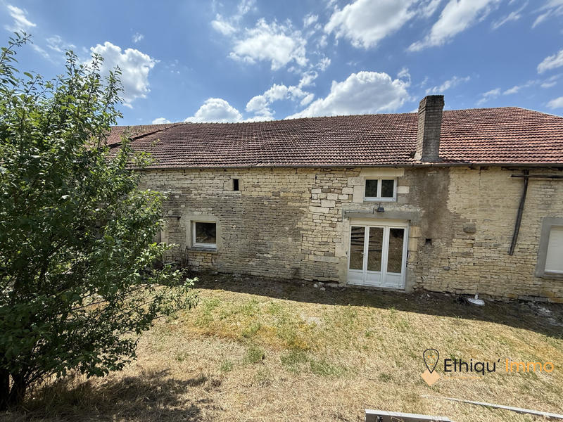 Maison ancienne - 150 m² - 6 pièces