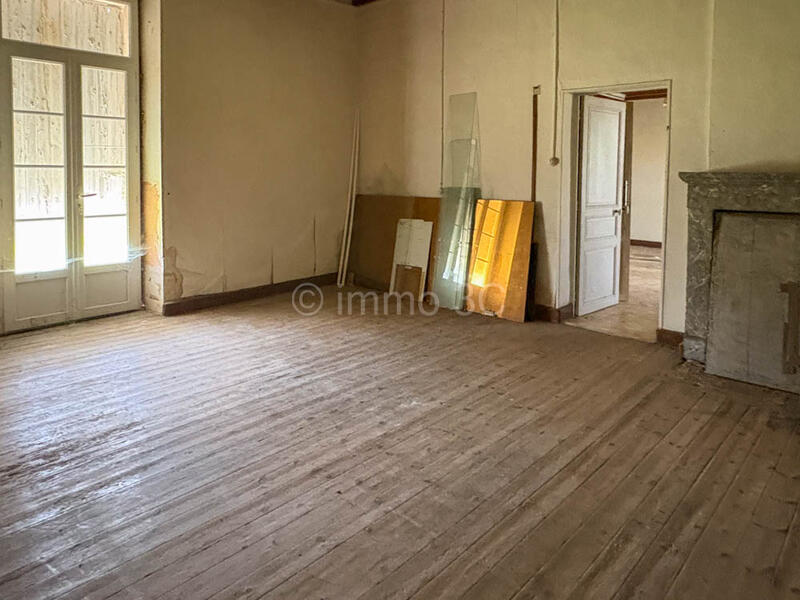 Maison bourgeoise - 210 m² - 8 pièces