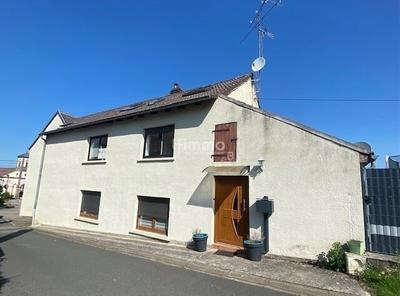 Duplex - 94 m² - 5 pièces