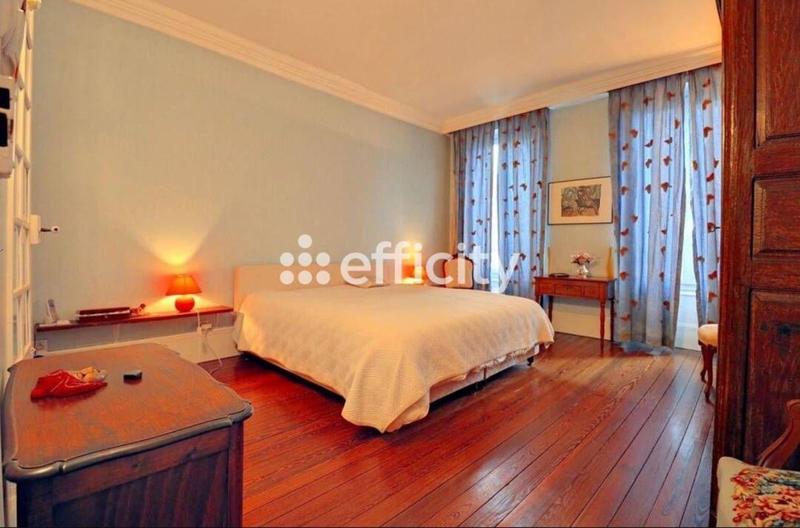 Maison - 153 m² - 7 pièces