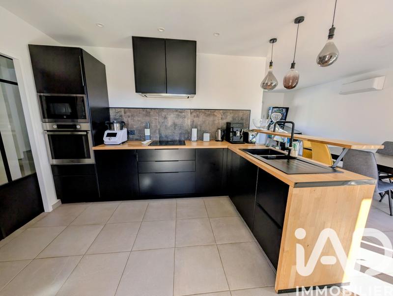 Maison - 107 m² - 4 pièces