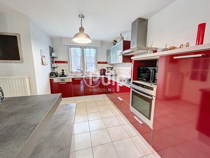 Maison - 105 m² - 5 pièces