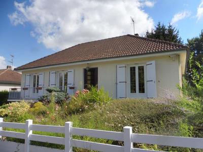 Maison - 97 m² - 5 pièces