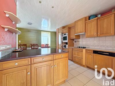 Maison - 167 m² - 8 pièces