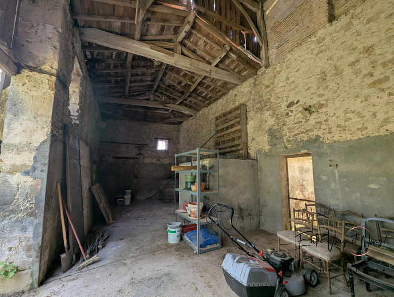 Maison - 280 m² - 8 pièces