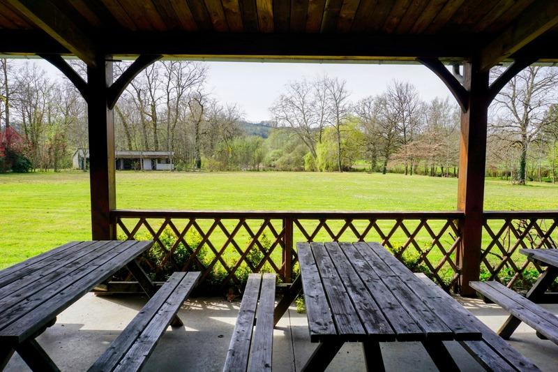 Local commercial - 260 m² - 4 pièces