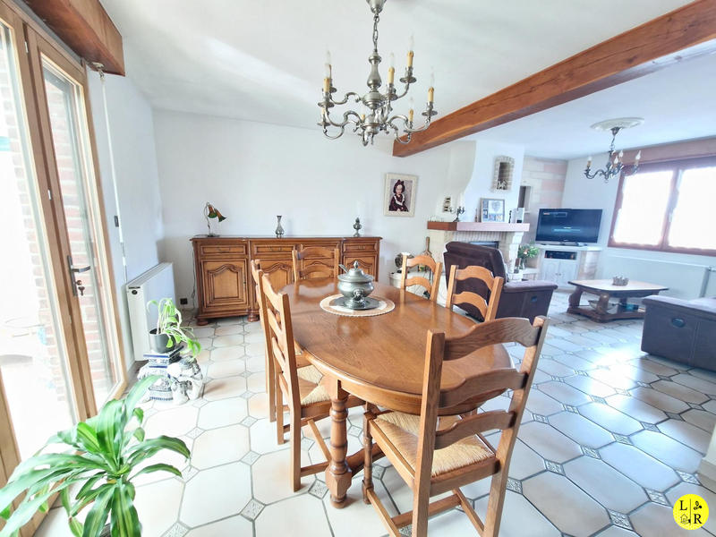 Maison - 107 m² - 6 pièces