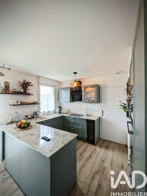 Maison - 96 m² - 4 pièces