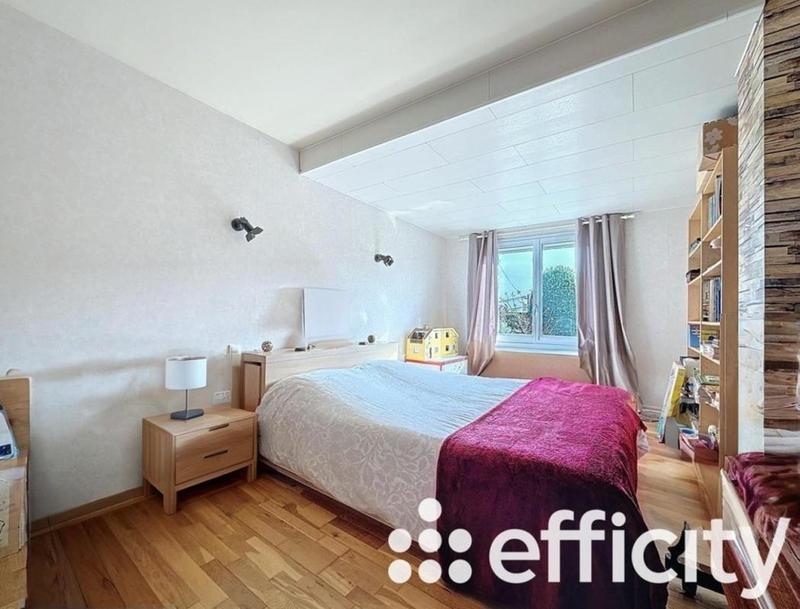 Maison - 186 m² - 6 pièces