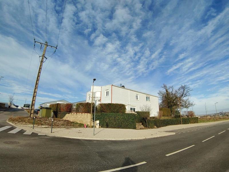 Maison - 500 m² - 10 pièces