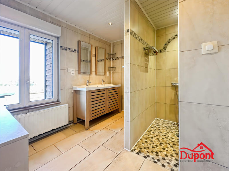 Maison - 150 m² - 5 pièces