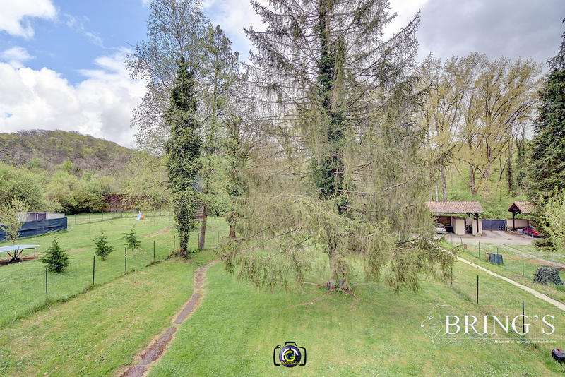 Appartement - 105 m² - 4 pièces