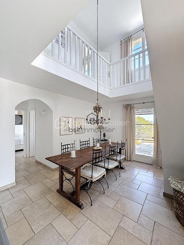 Villa - 160 m² - 5 pièces