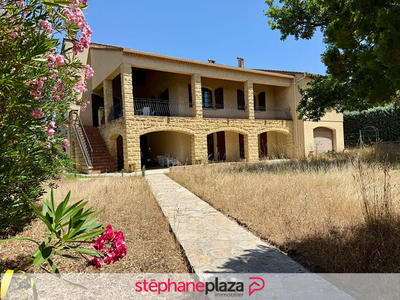 Maison - 264 m² - 9 pièces