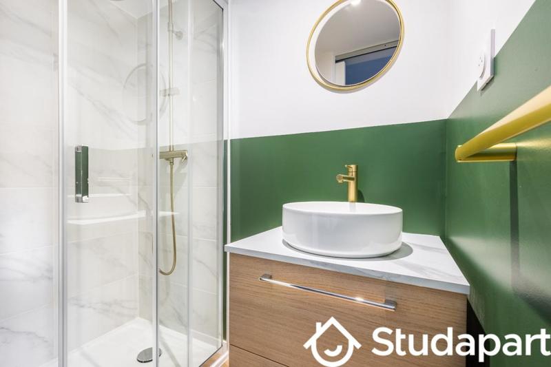 Chambre - 13 m² - 1 pièce