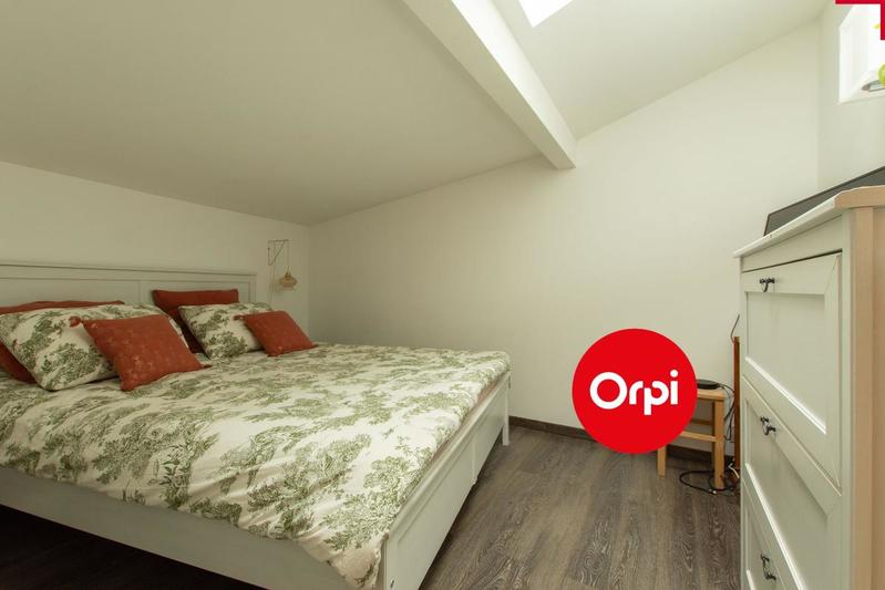 Maison - 102 m² - 5 pièces