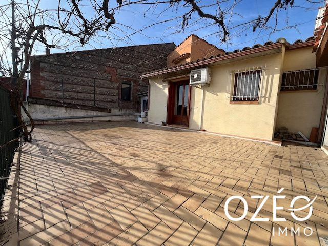 Maison - 230 m² - 6 pièces