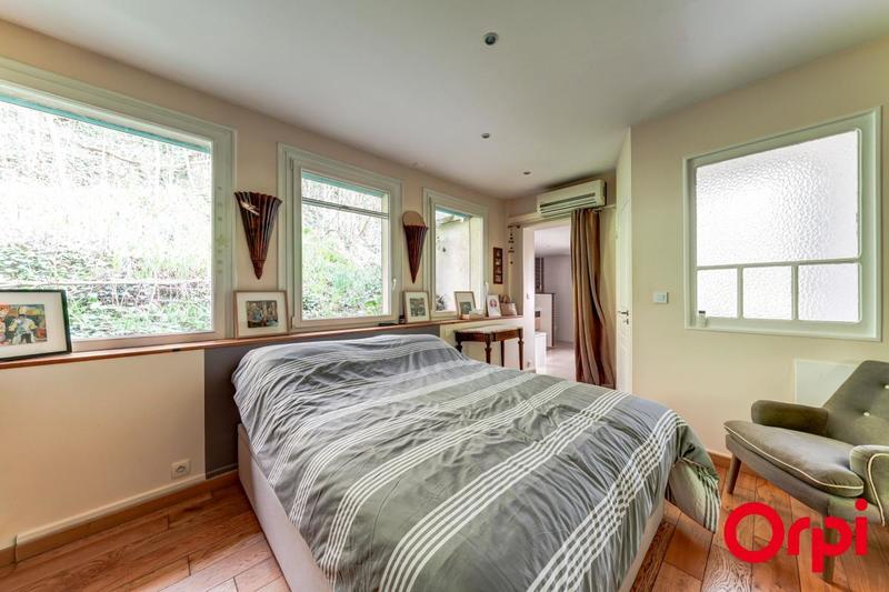 Villa - 235 m² - 7 pièces