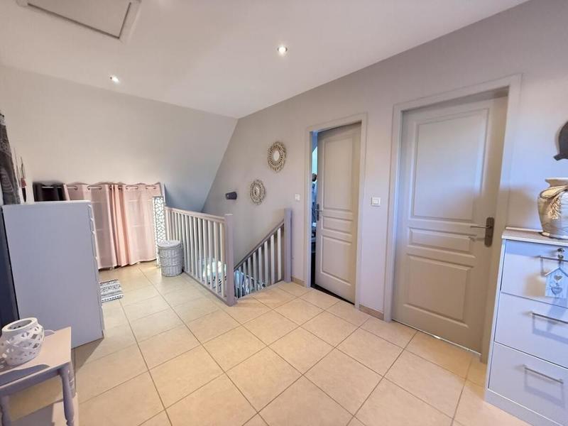 Maison - 141 m² - 6 pièces