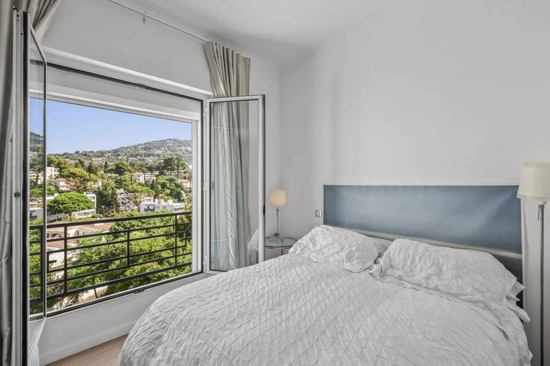 Appartement - 93 m² - 3 pièces