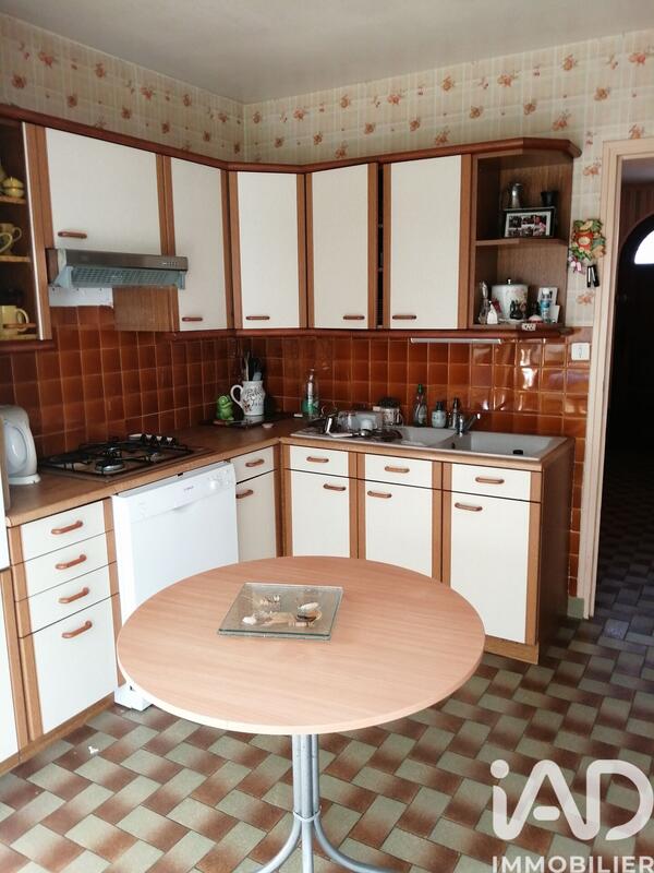 Maison - 122 m² - 6 pièces