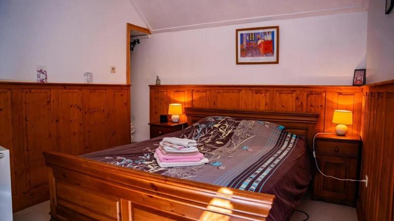 Propriété - 200 m² - 5 pièces