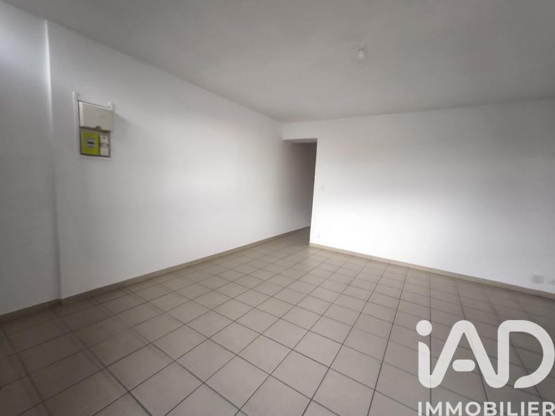 Maison - 99 m² - 5 pièces