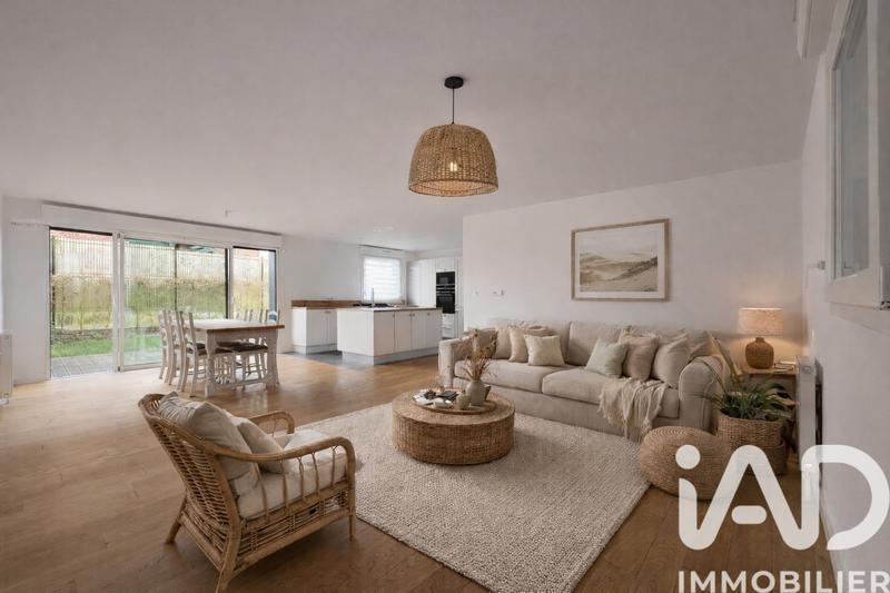 Maison - 98 m² - 4 pièces