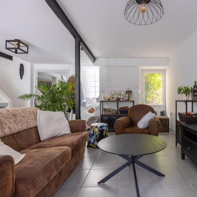 Maison - 99 m² - 4 pièces